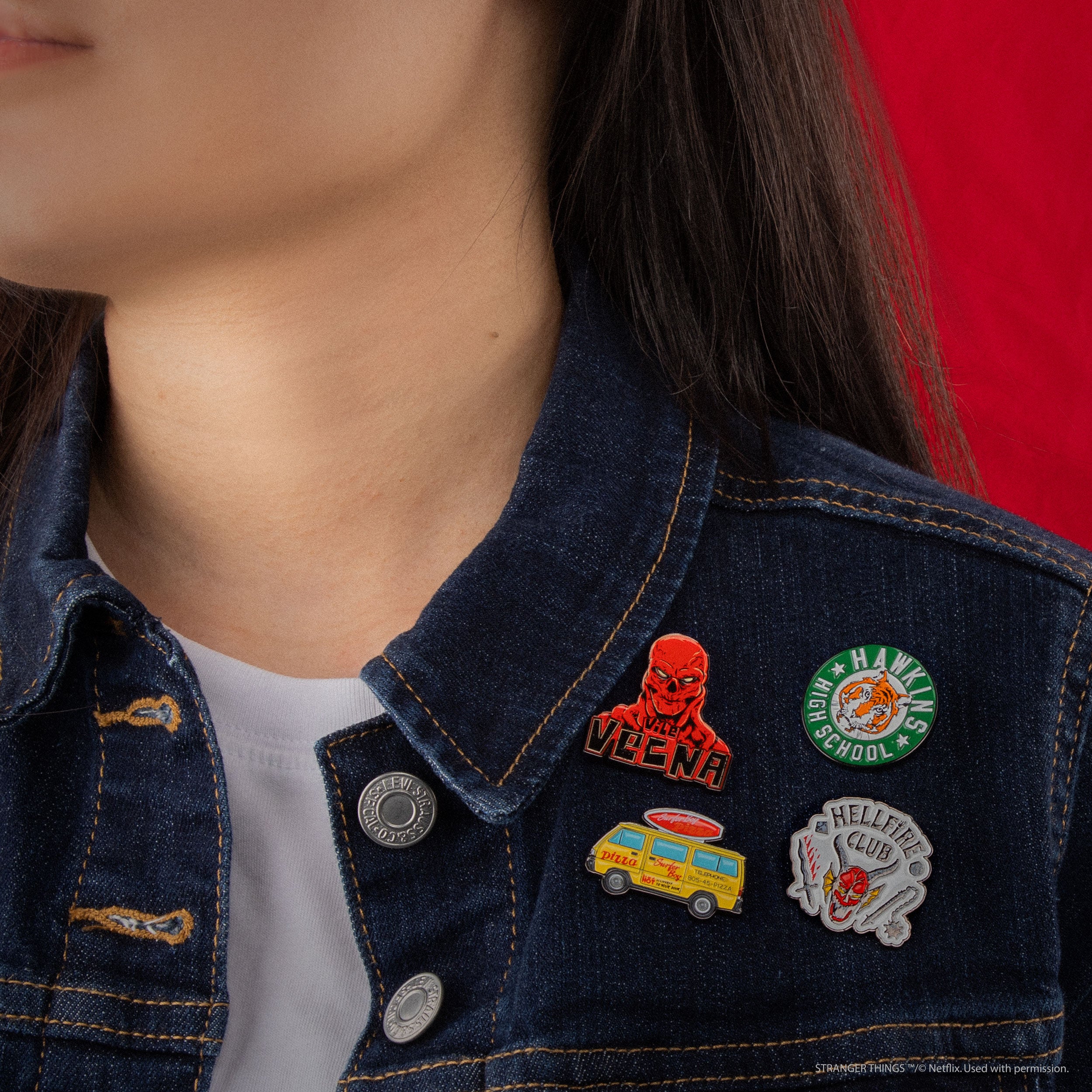 Stranger Things Pin Set Set of 4 Stranger Things Season 4 Pins | Cinereplicas – Cinereplicas EU