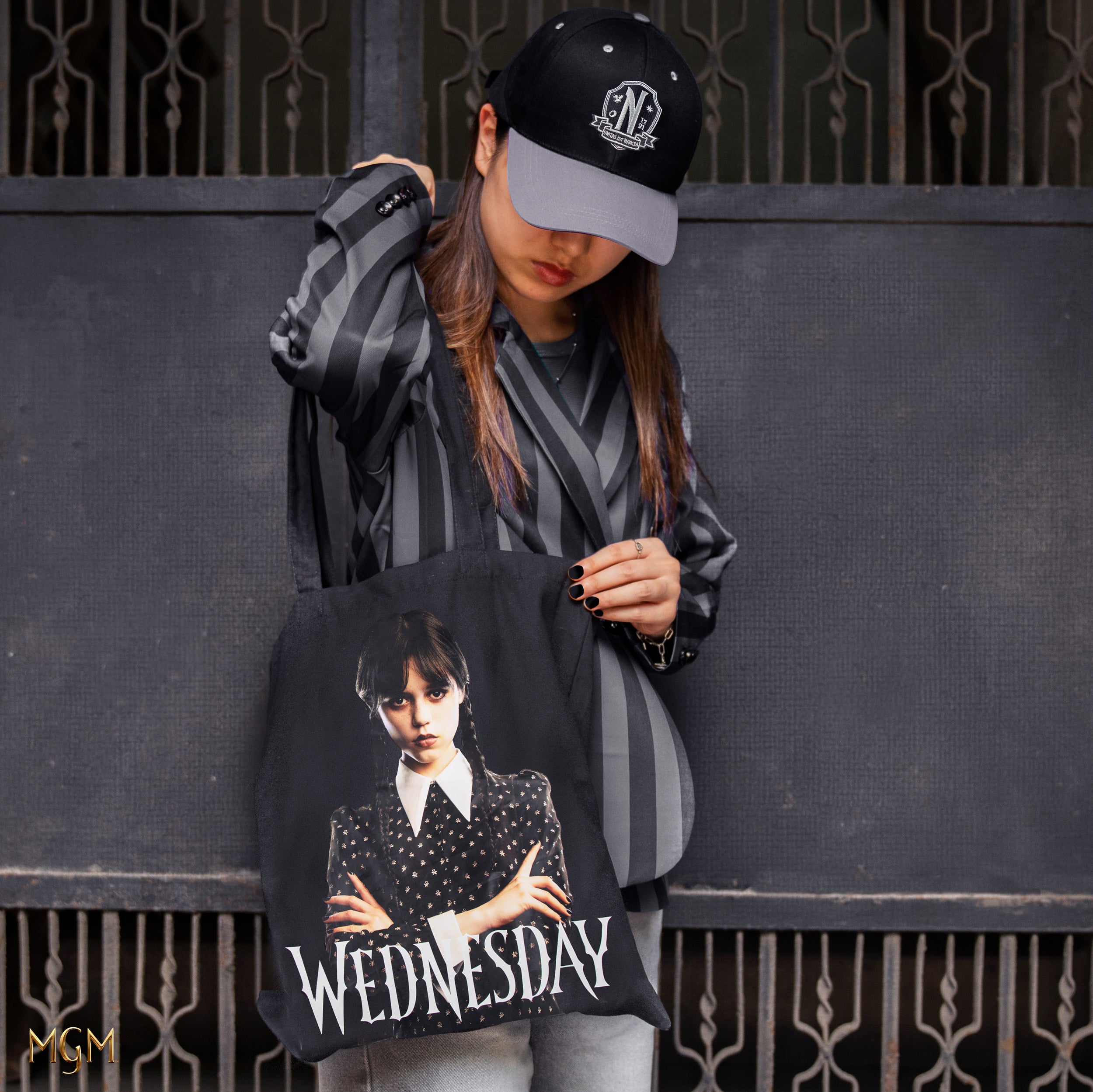 Tote Bag Premium Mercredi (Wednesday) Blason - Édition Limitée Karactermania