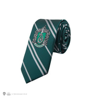 Corbata tejida con escudo de Slytherin para niños